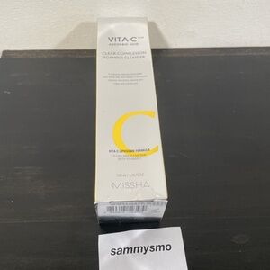 $4 Missha Vita C, Clear Complexion Foaming Cleanser, 4.05oz